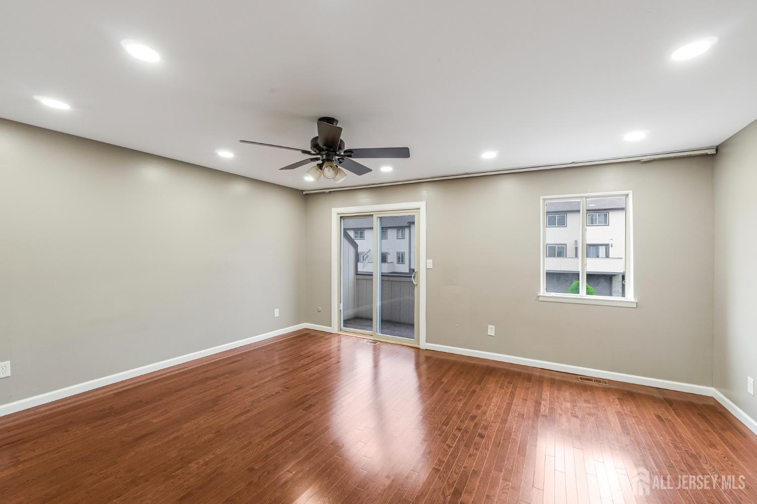32 Chelsea Way Bridgewater NJ 08807