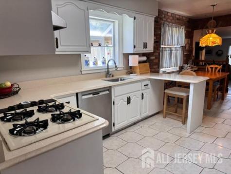 20 Tracey Drive Milltown NJ 08850
