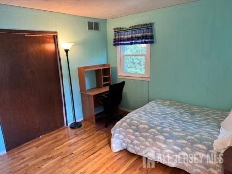 20 Tracey Drive Milltown NJ 08850