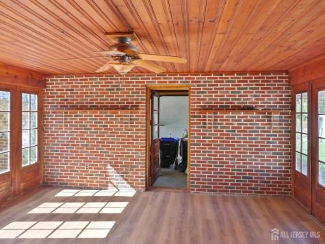 21 Sherwood Avenue East Brunswick NJ 08816