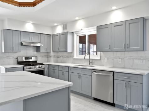 21 Sherwood Avenue East Brunswick NJ 08816