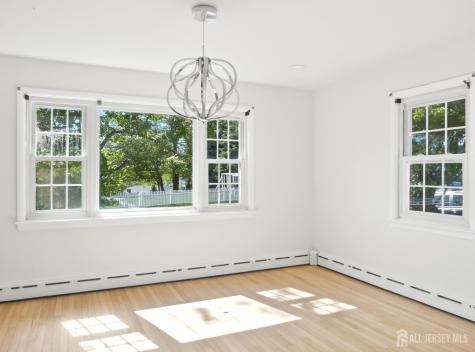 21 Sherwood Avenue East Brunswick NJ 08816