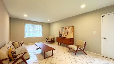 26 Lucille Court Edison NJ 08820