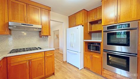26 Lucille Court Edison NJ 08820