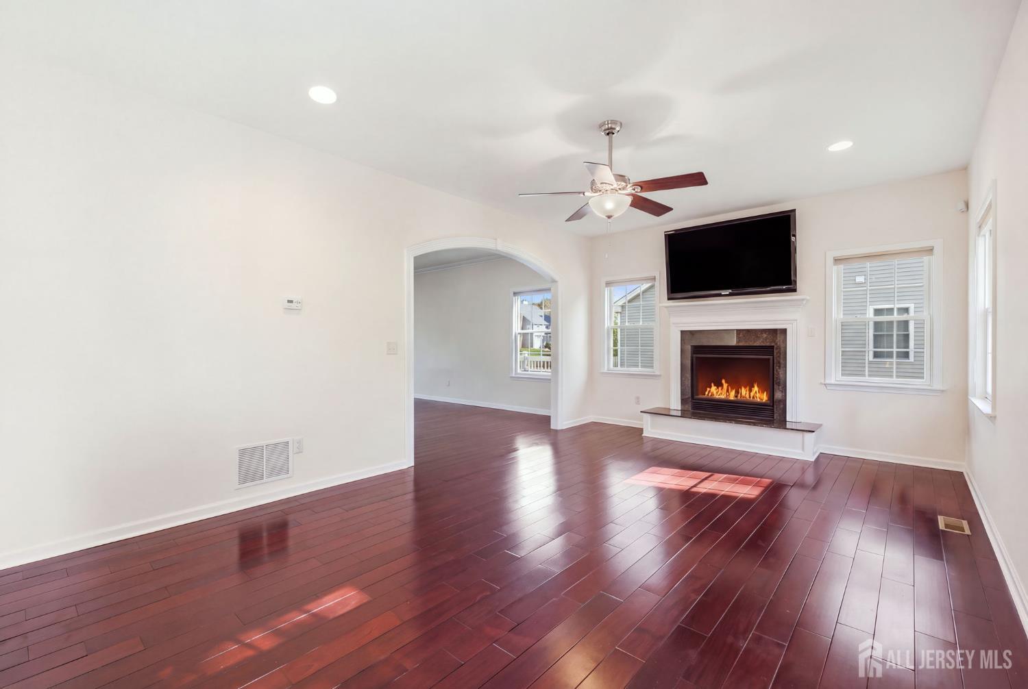424 Delmore Avenue South Plainfield NJ 07080