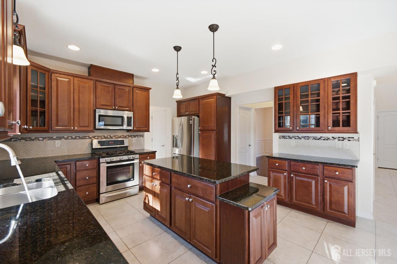424 Delmore Avenue South Plainfield NJ 07080