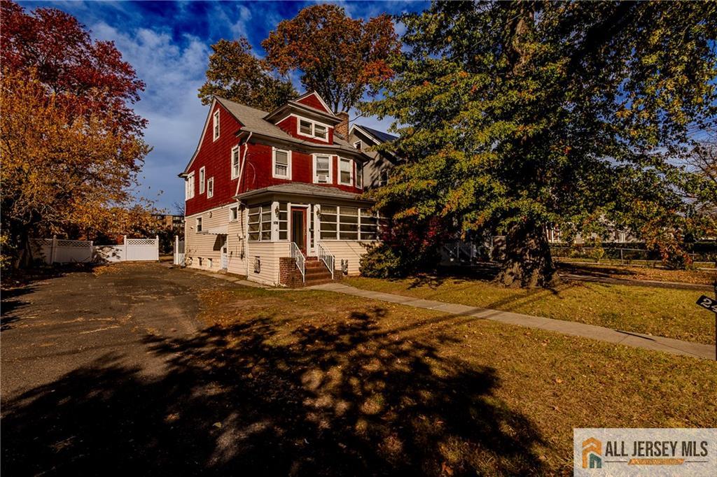 248 W 3rd Avenue Roselle NJ 07203