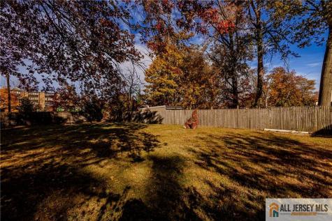 248 W 3rd Avenue Roselle NJ 07203