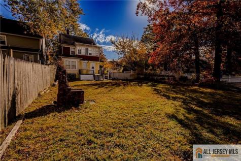248 W 3rd Avenue Roselle NJ 07203