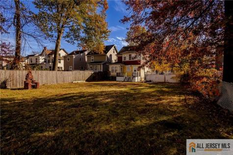 248 W 3rd Avenue Roselle NJ 07203