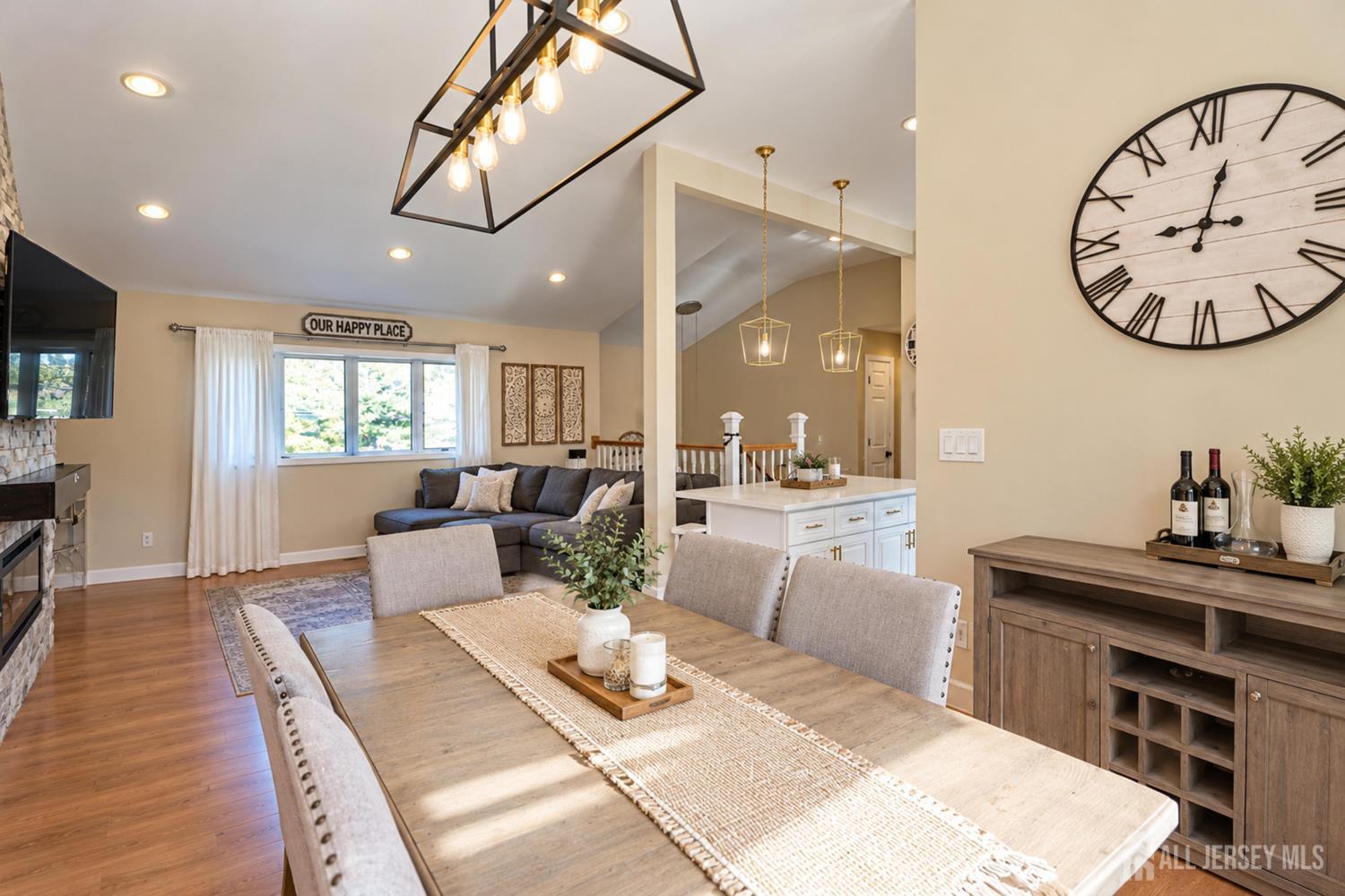 15 Foxwood Drive Franklin NJ 08873