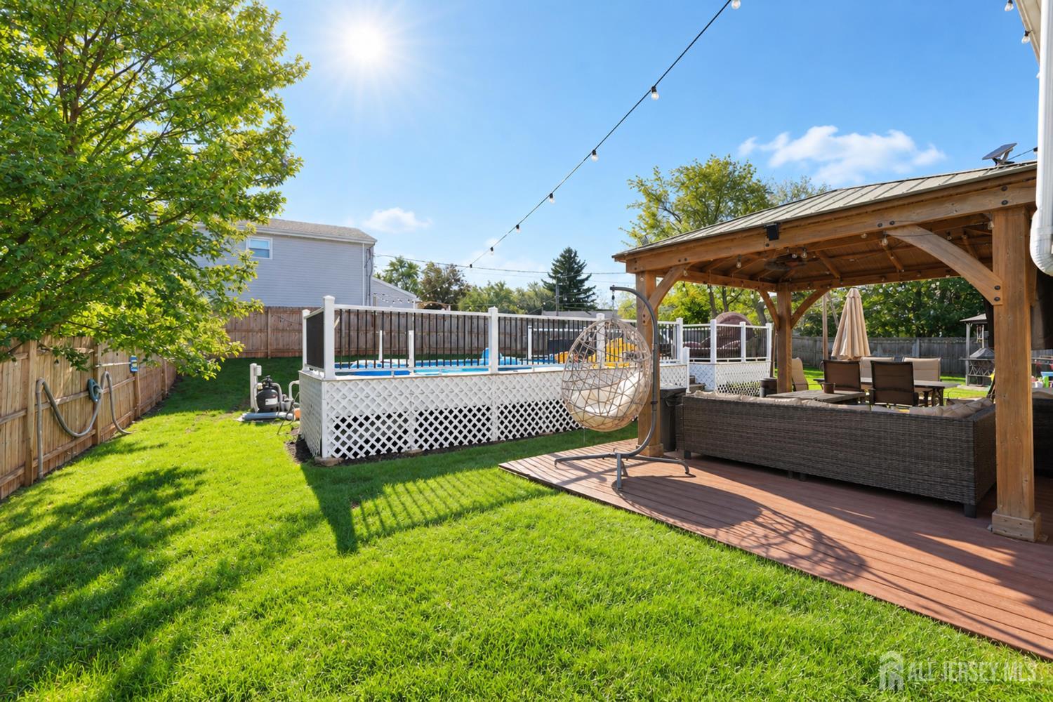 15 Foxwood Drive Franklin NJ 08873