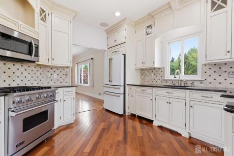 6 Deerfield Drive Monroe NJ 08831
