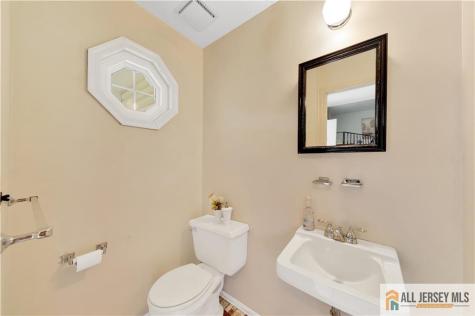 6 Sherry Court Edison NJ 08820