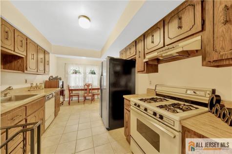 6 Sherry Court Edison NJ 08820