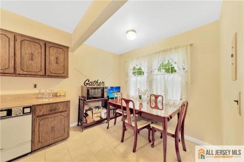 6 Sherry Court Edison NJ 08820