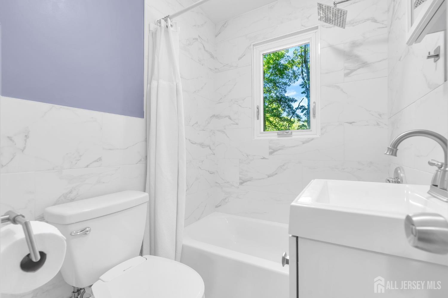 32 Bruning Lane Spotswood NJ 08884