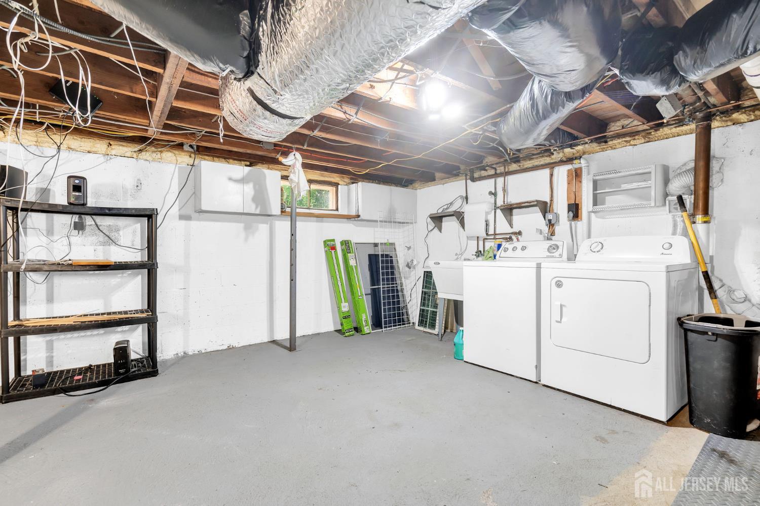 32 Bruning Lane Spotswood NJ 08884