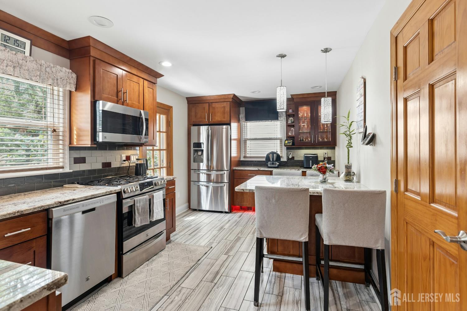 540 Butler Street Avenel NJ 07001