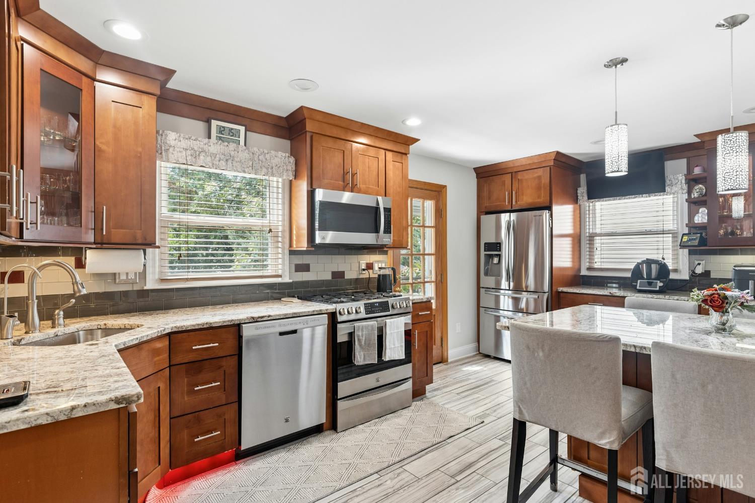 540 Butler Street Avenel NJ 07001