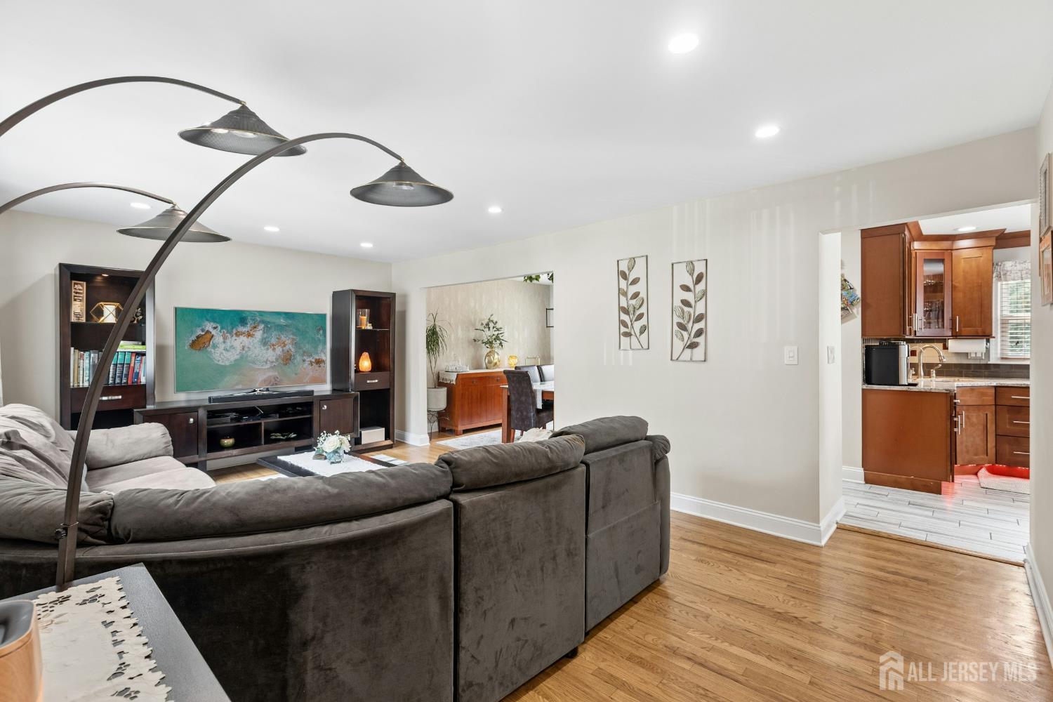 540 Butler Street Avenel NJ 07001
