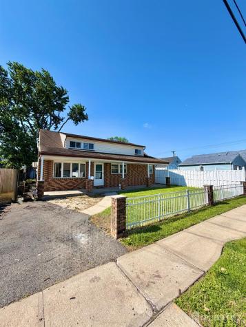 17 Birch Street Carteret NJ 07008
