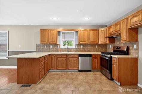 977 Cox Road North Brunswick NJ 08902