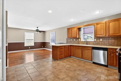 977 Cox Road North Brunswick NJ 08902