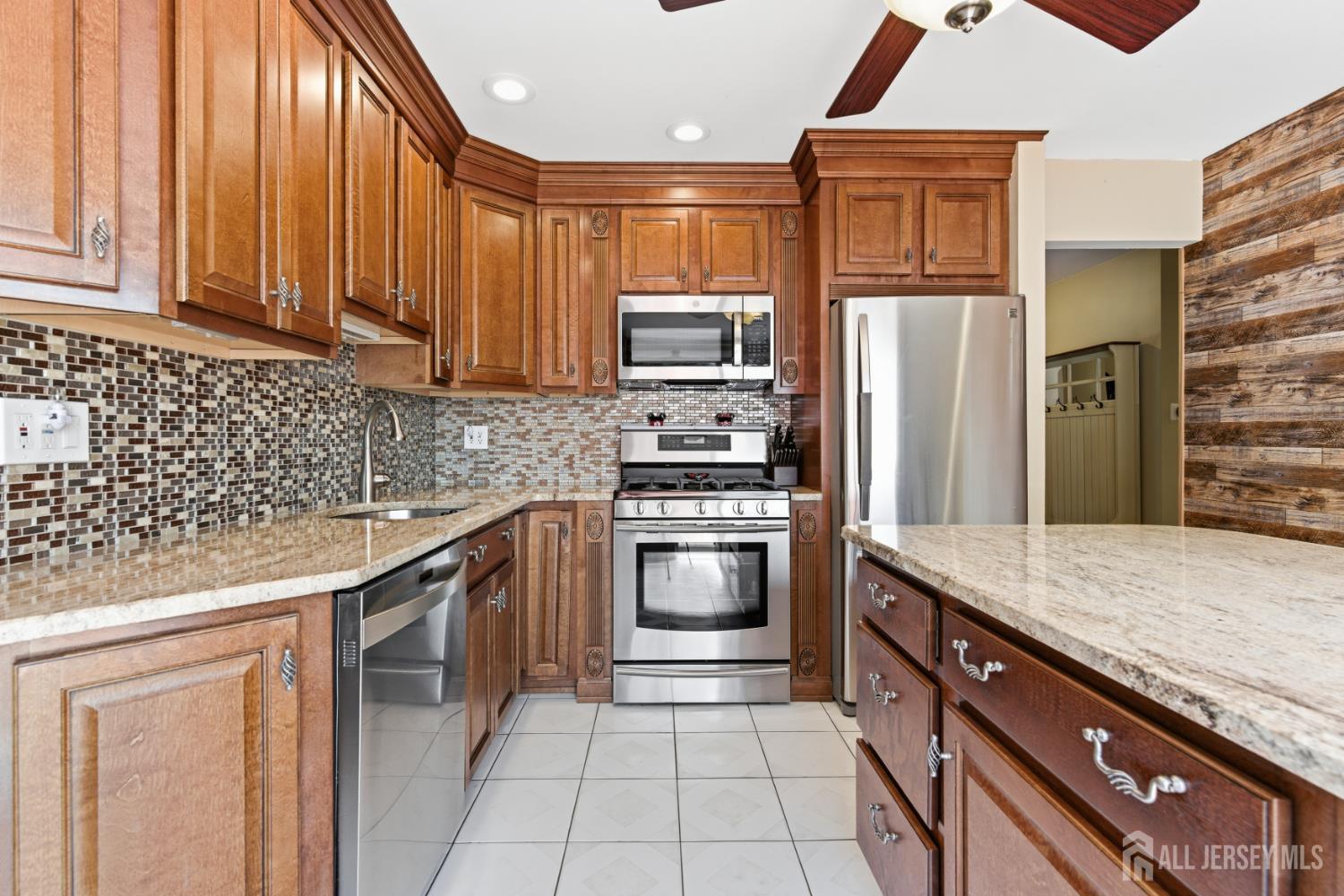 58 Richards Drive Sayreville NJ 08859