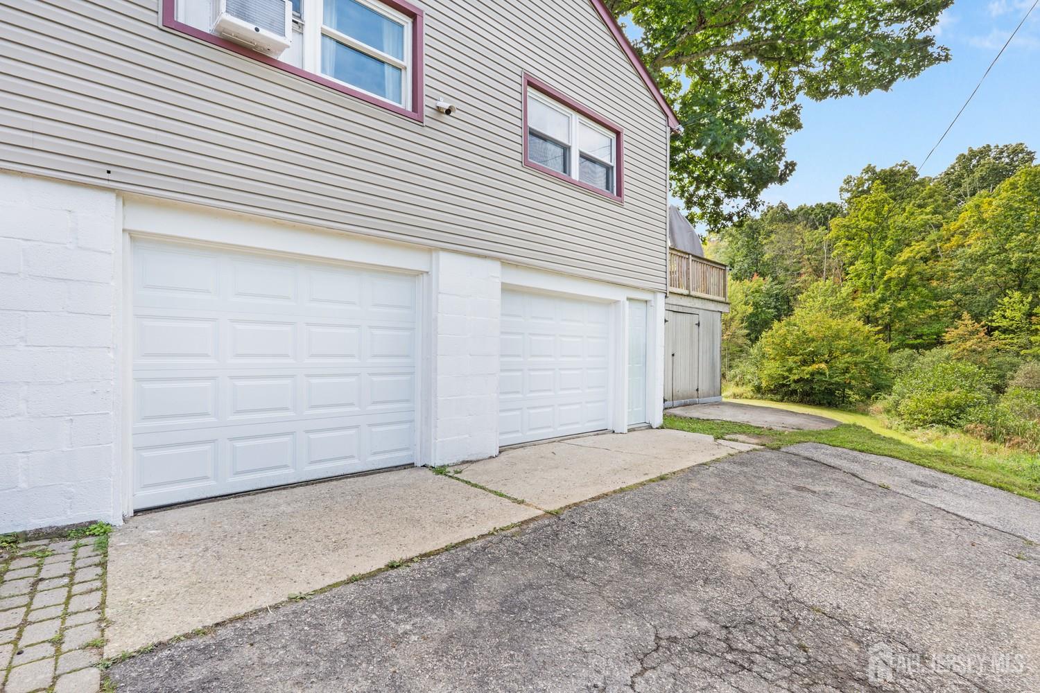 24 Shore Road Sussex NJ 07461