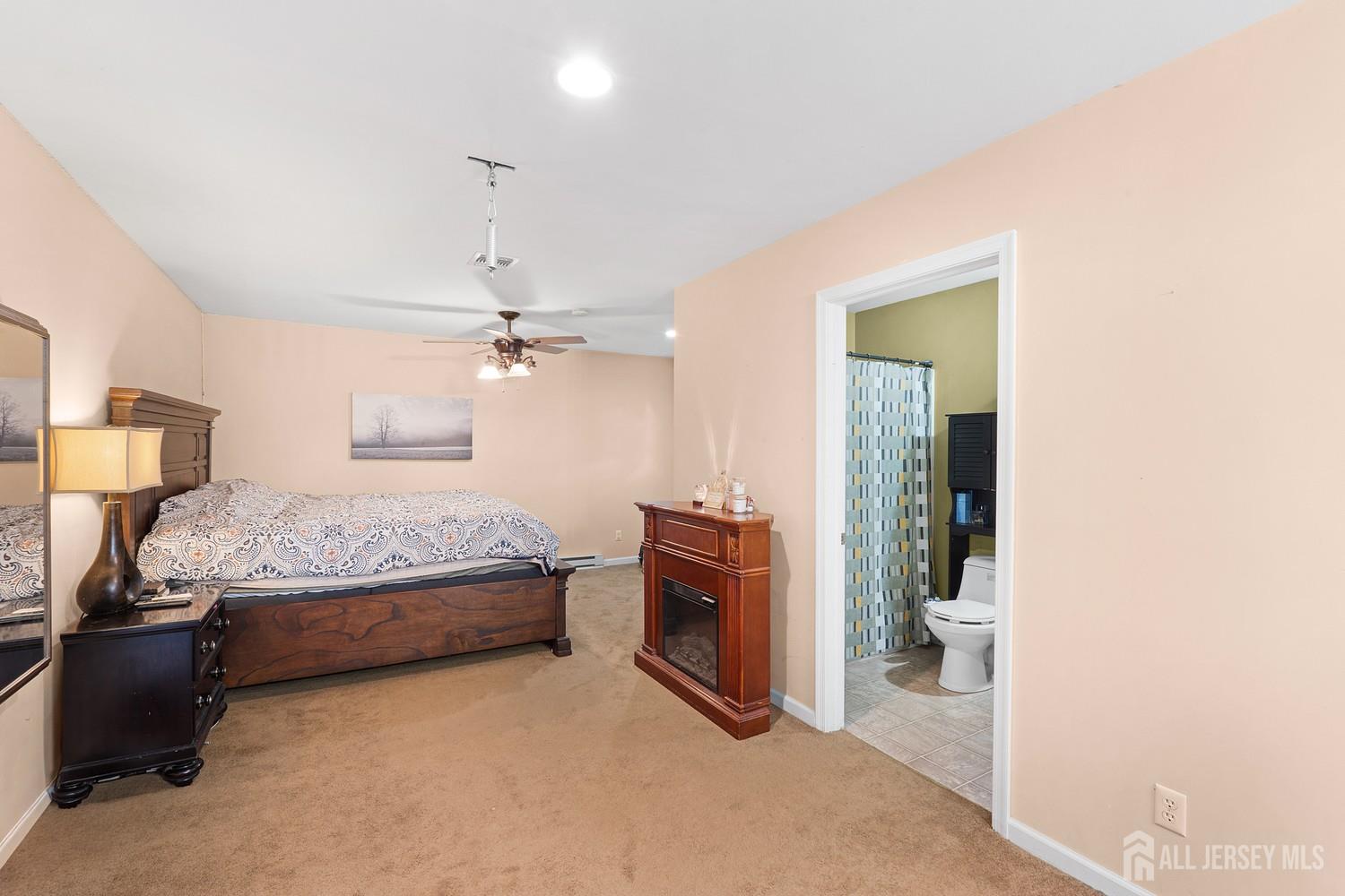 24 Shore Road Sussex NJ 07461