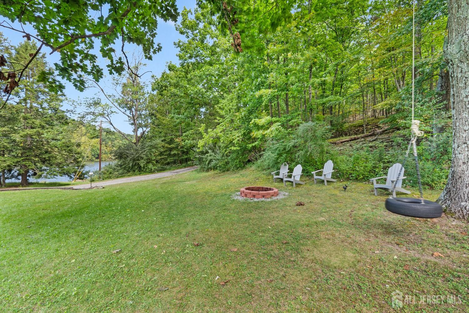24 Shore Road Sussex NJ 07461