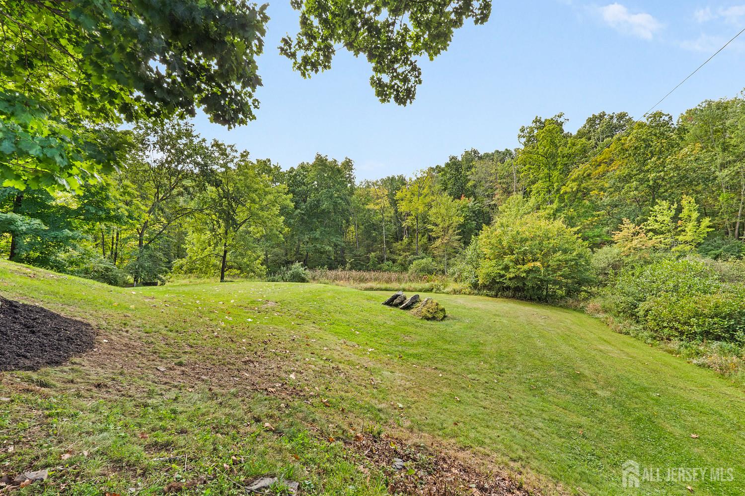 24 Shore Road Sussex NJ 07461