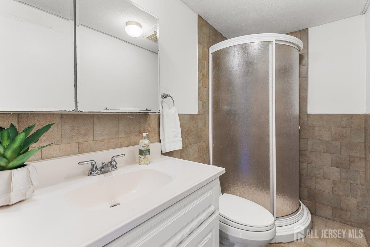 2 Cedar Court Manalapan NJ 07726