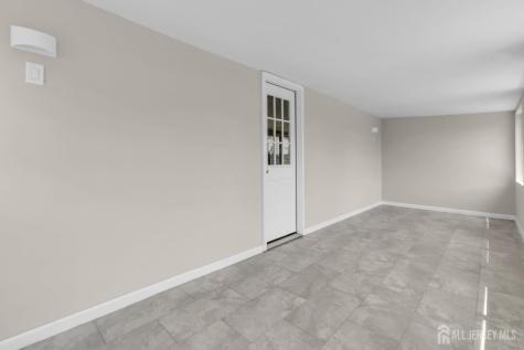 21 Market Street Edison NJ 08817