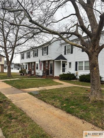 12 Tiger Lilly Court Sayreville NJ 08872