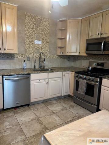12 Tiger Lilly Court Sayreville NJ 08872