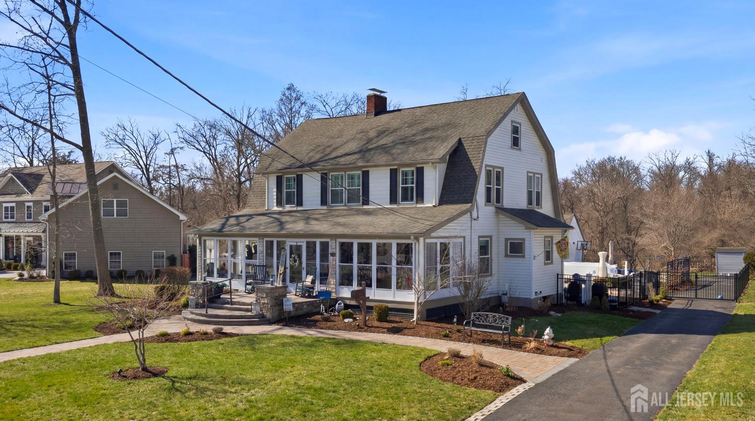 151 Beechwood Avenue Middlesex NJ 08846