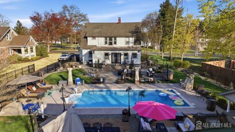 151 Beechwood Avenue Middlesex NJ 08846