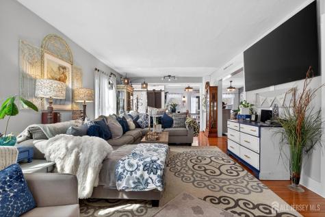 151 Beechwood Avenue Middlesex NJ 08846