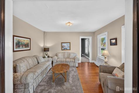 325 Dorn Avenue Middlesex NJ 08846