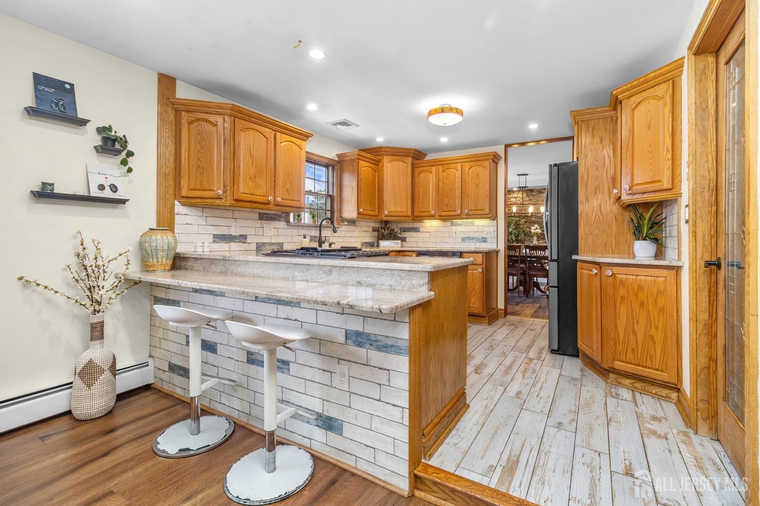 91 S Hill Road S Colonia NJ 07067