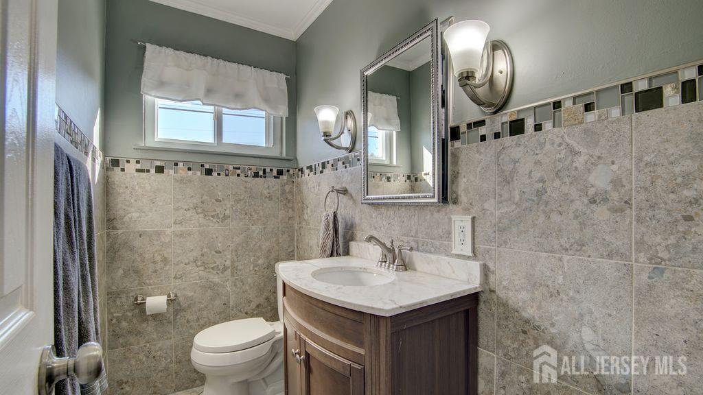 59 Frederick Place Old Bridge NJ 08857