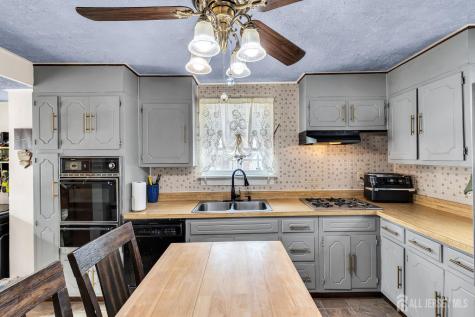 376 Wilmont Street South Amboy NJ 08879