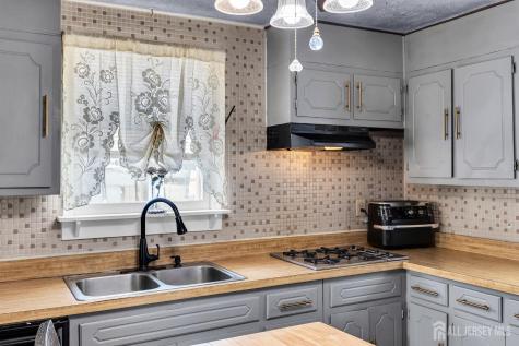 376 Wilmont Street South Amboy NJ 08879