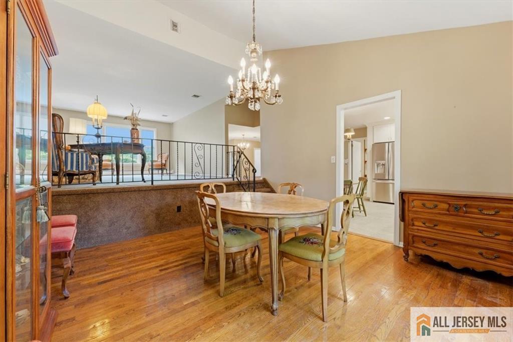 46 Lynnwood Road Edison NJ 08820