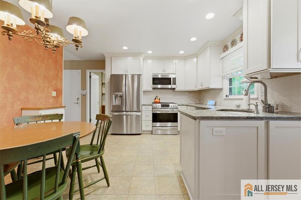 46 Lynnwood Road Edison NJ 08820