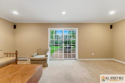 46 Lynnwood Road Edison NJ 08820