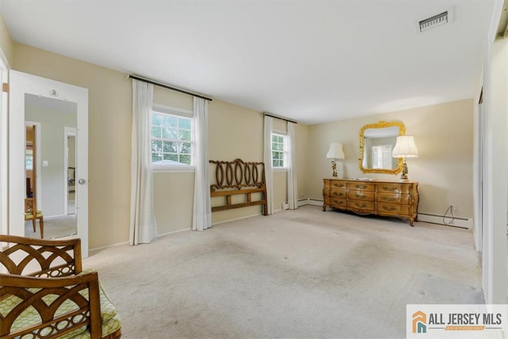 46 Lynnwood Road Edison NJ 08820