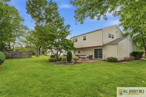 46 Lynnwood Road Edison NJ 08820